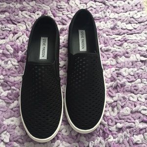 steve madden zeena black slip ons size 10